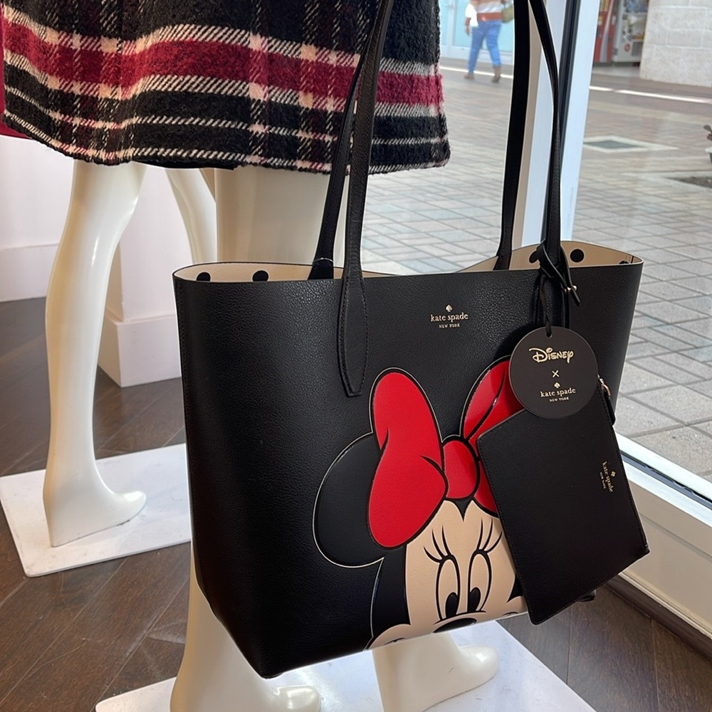 Disney X Kate Spade New York Reversible Minnie Large Tote
NWT - Picture 10 of 16